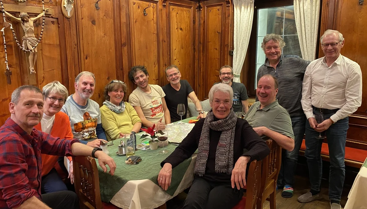 Die Gruppe abends in der Hütte | © DAV Flensburg