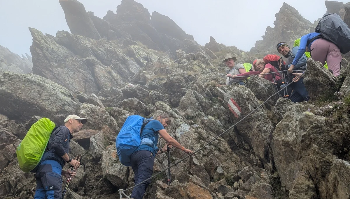 Wanderer auf einem Bergweg | © Lasse Vermehren