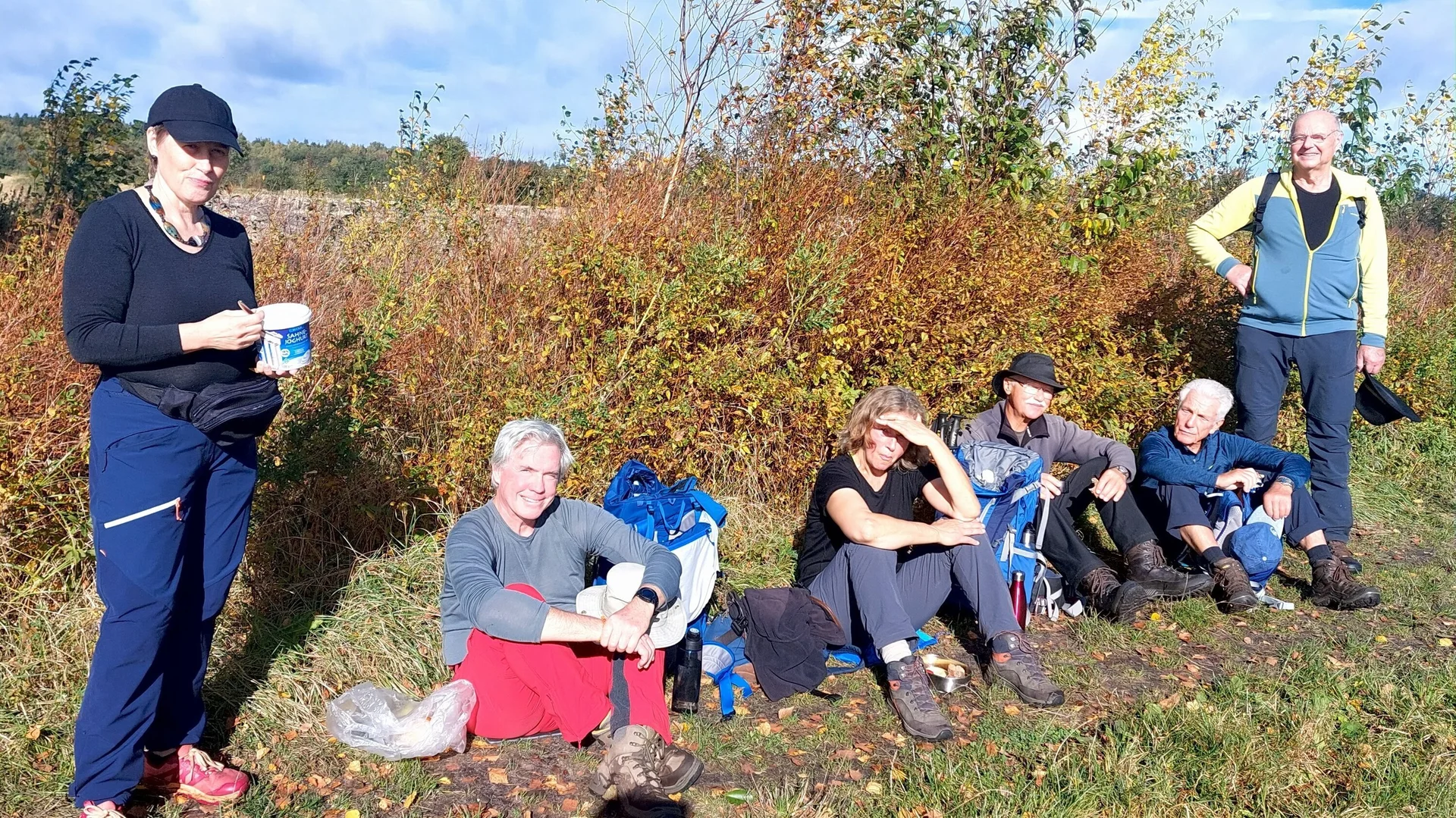 Gruppe Wanderer bei einer Pause | © Claudia Behnke