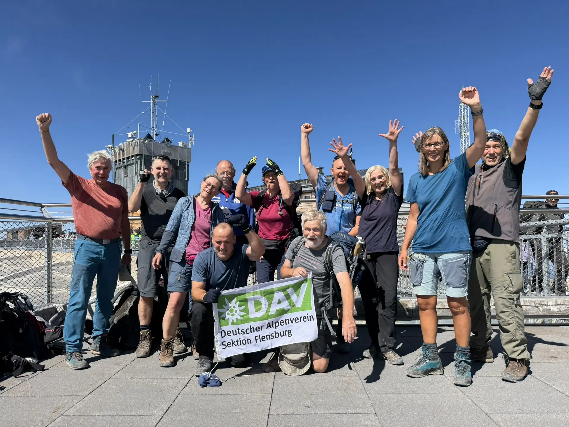Wanderer an einem ausgesetzten Hang | © Gerhild Schiller